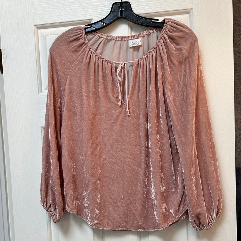 Velvet top